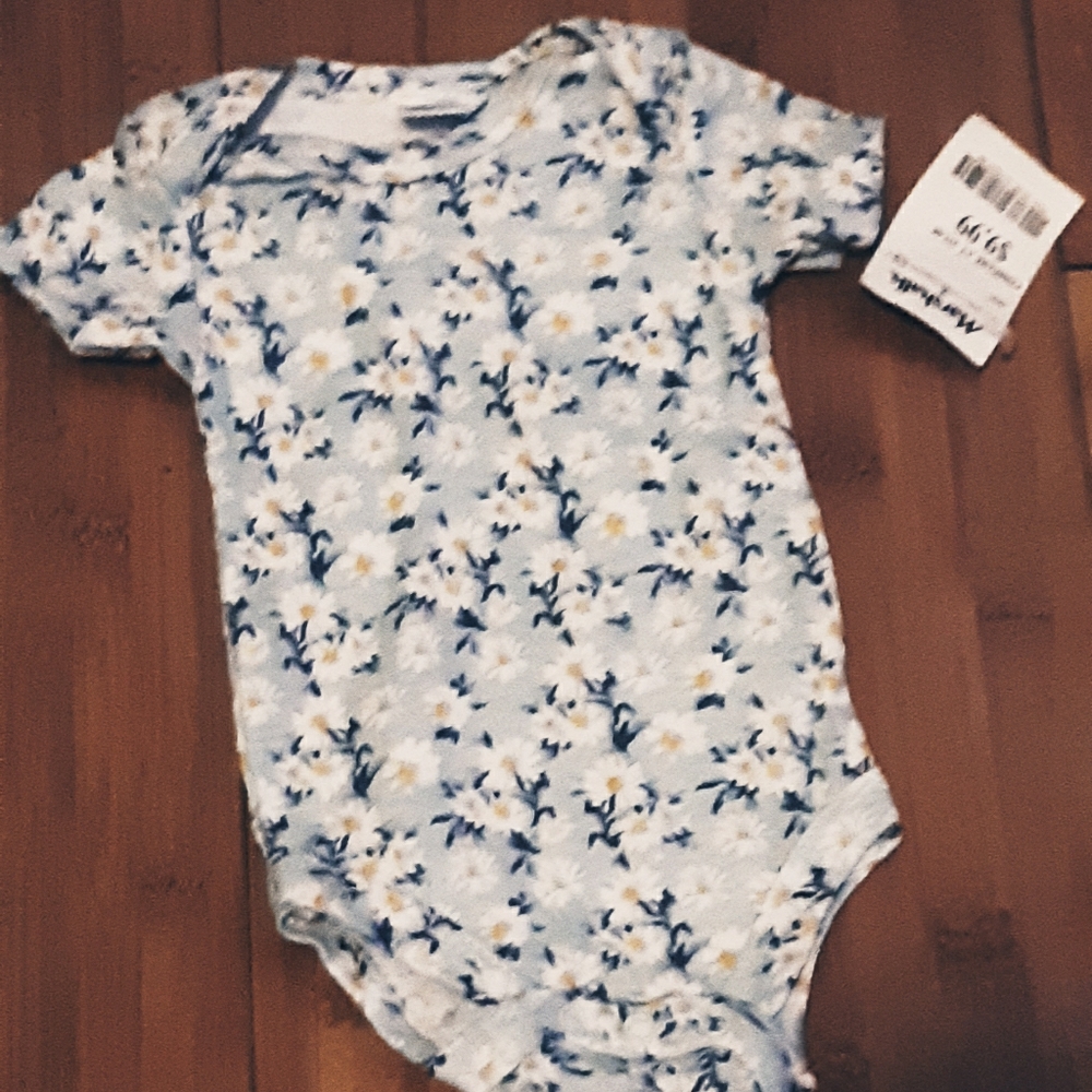 Baby girl onsie with flowers